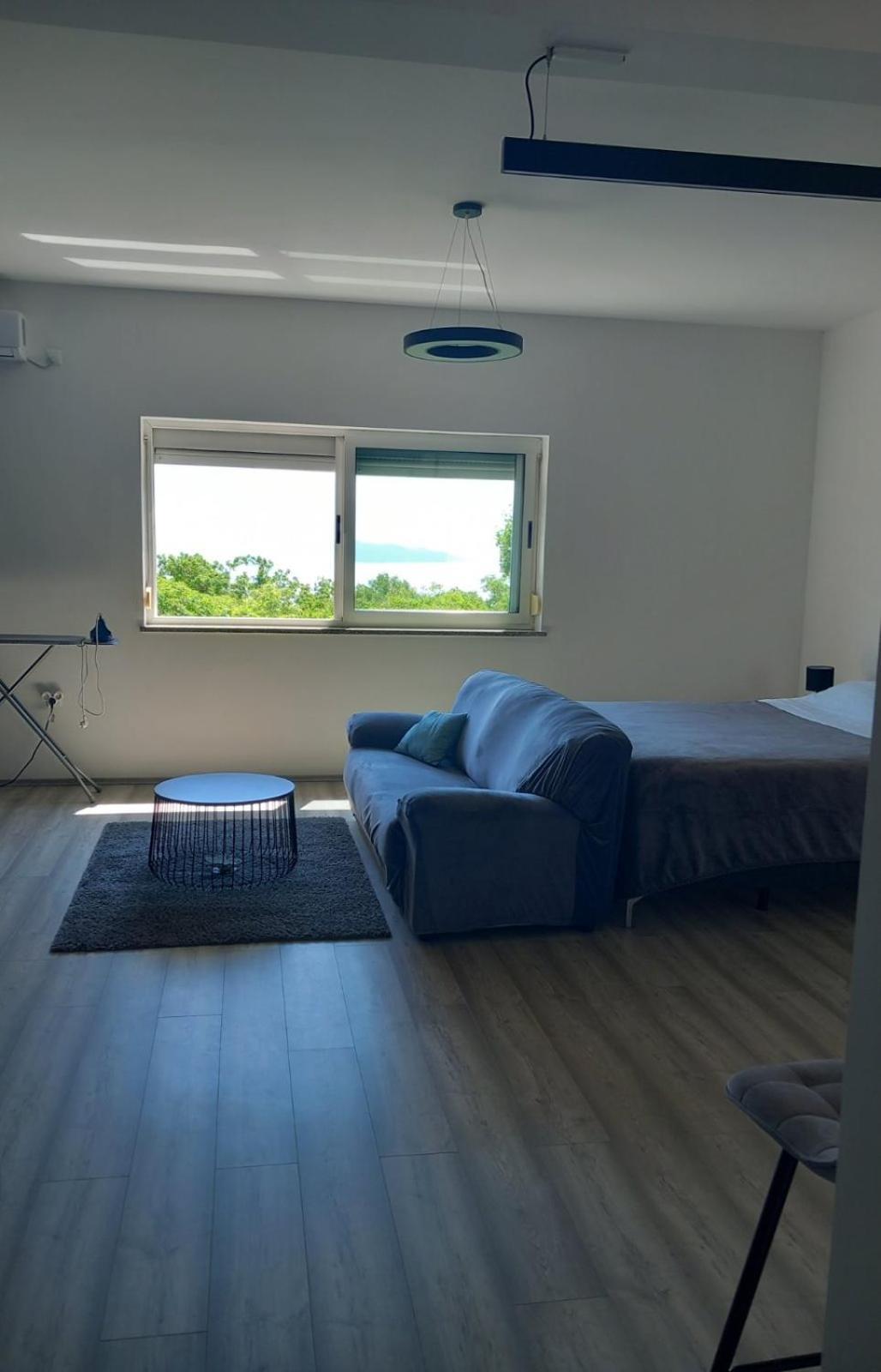 Apartman Ani Rijeka Bagian luar foto